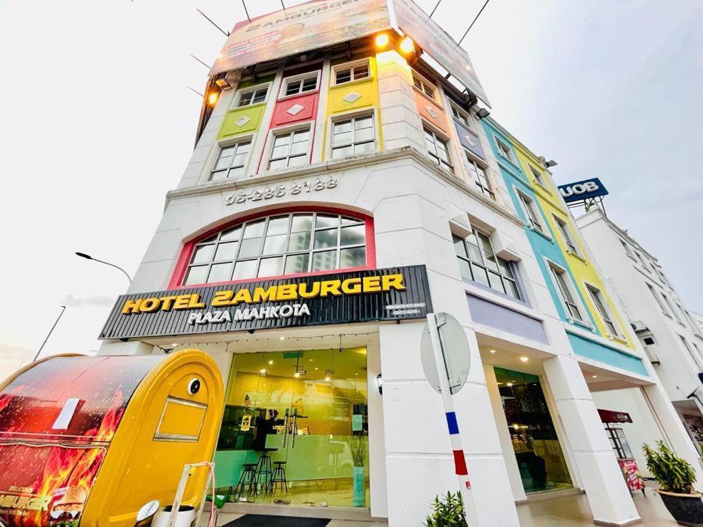 Hotel Zamburger Plaza Mahkota Melaka Zewnętrze zdjęcie