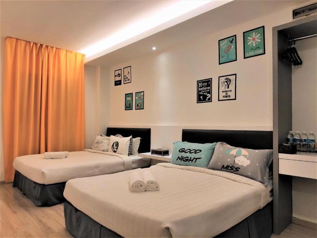 Hotel Zamburger Plaza Mahkota Melaka Zewnętrze zdjęcie